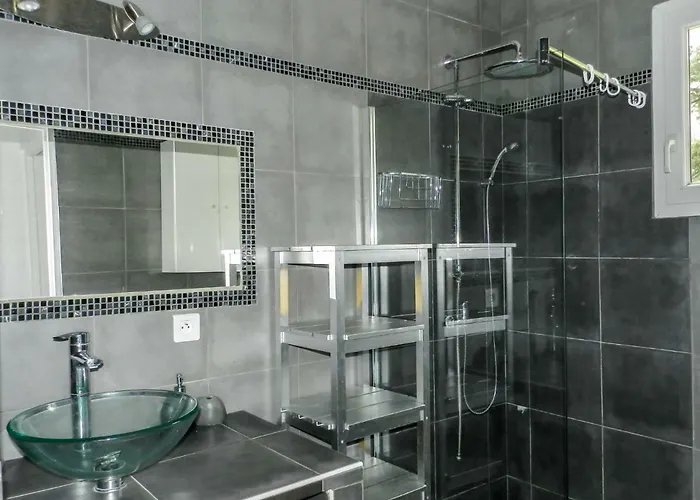 Cavoni By Interhome *